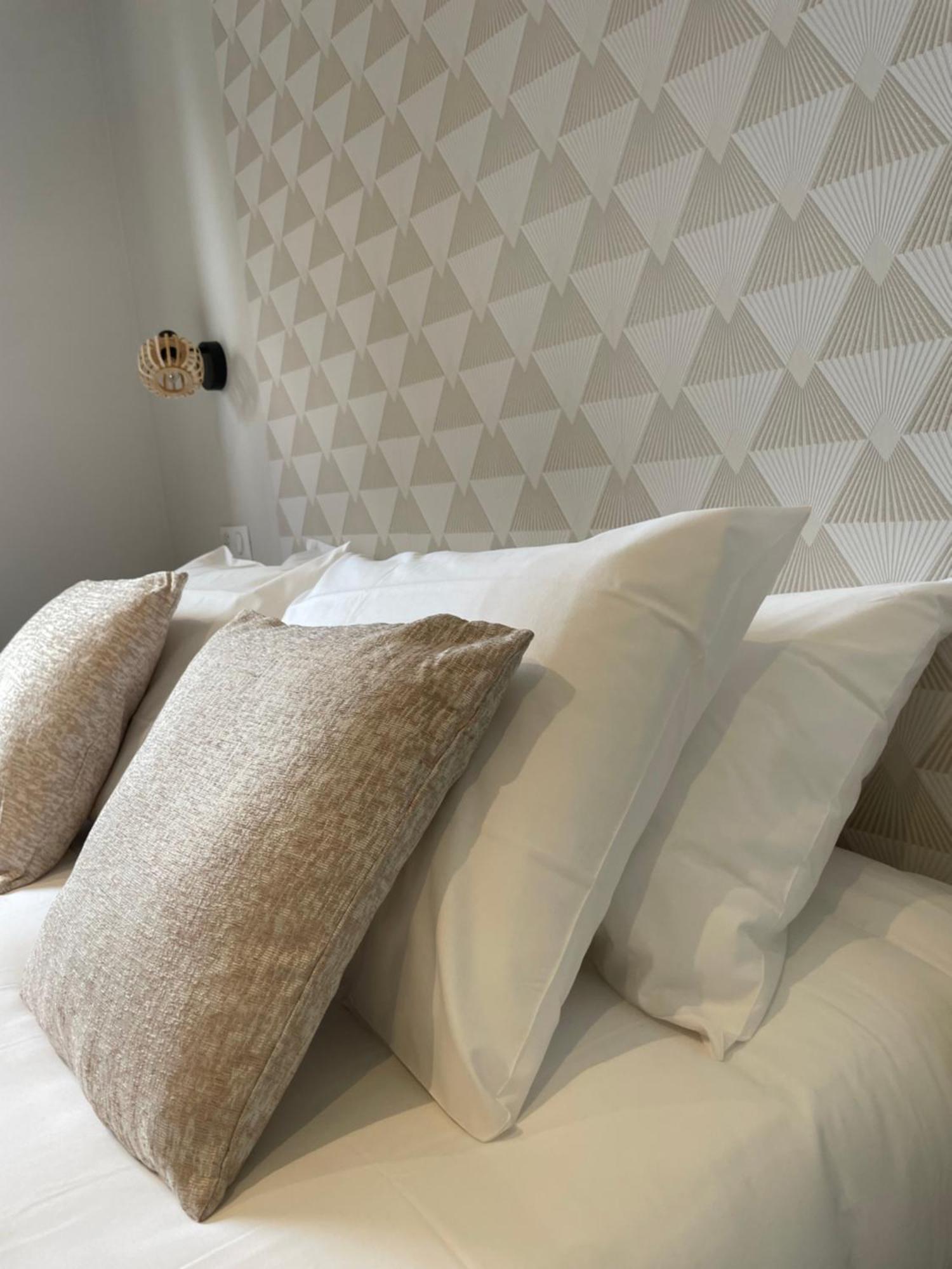 Ducey Appart'Hotel - Les Rivieres 외부 사진